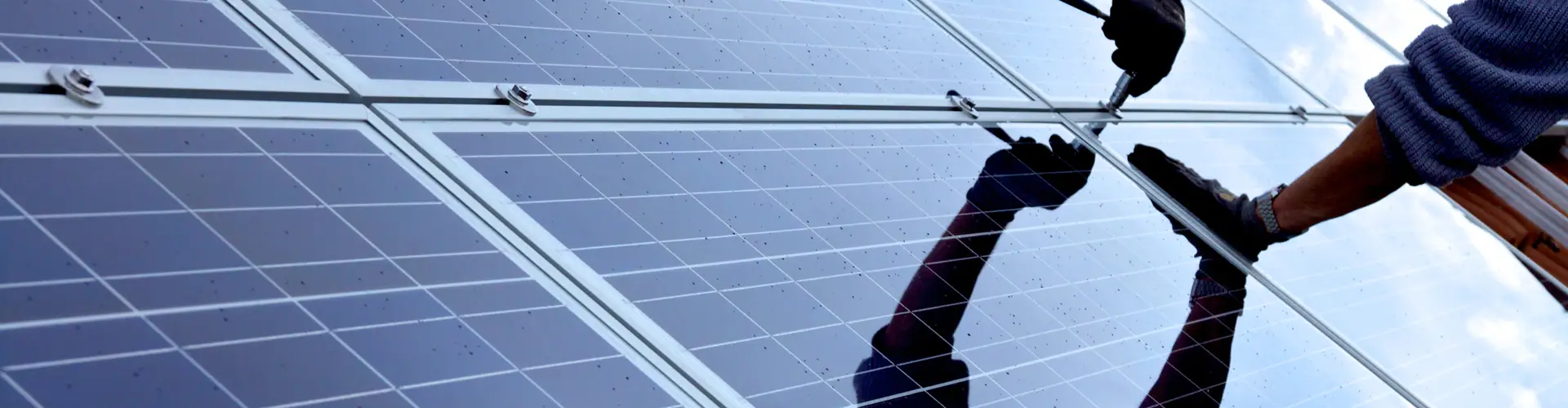 Photovoltaikanlage bei der Montage